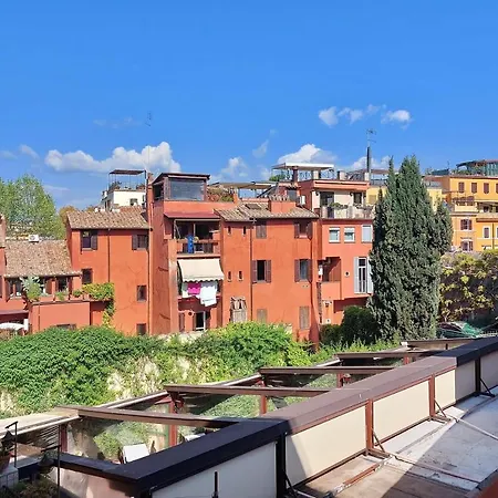 Ych Elegant Flat With Terrace To Trastevere Apartmán Řím